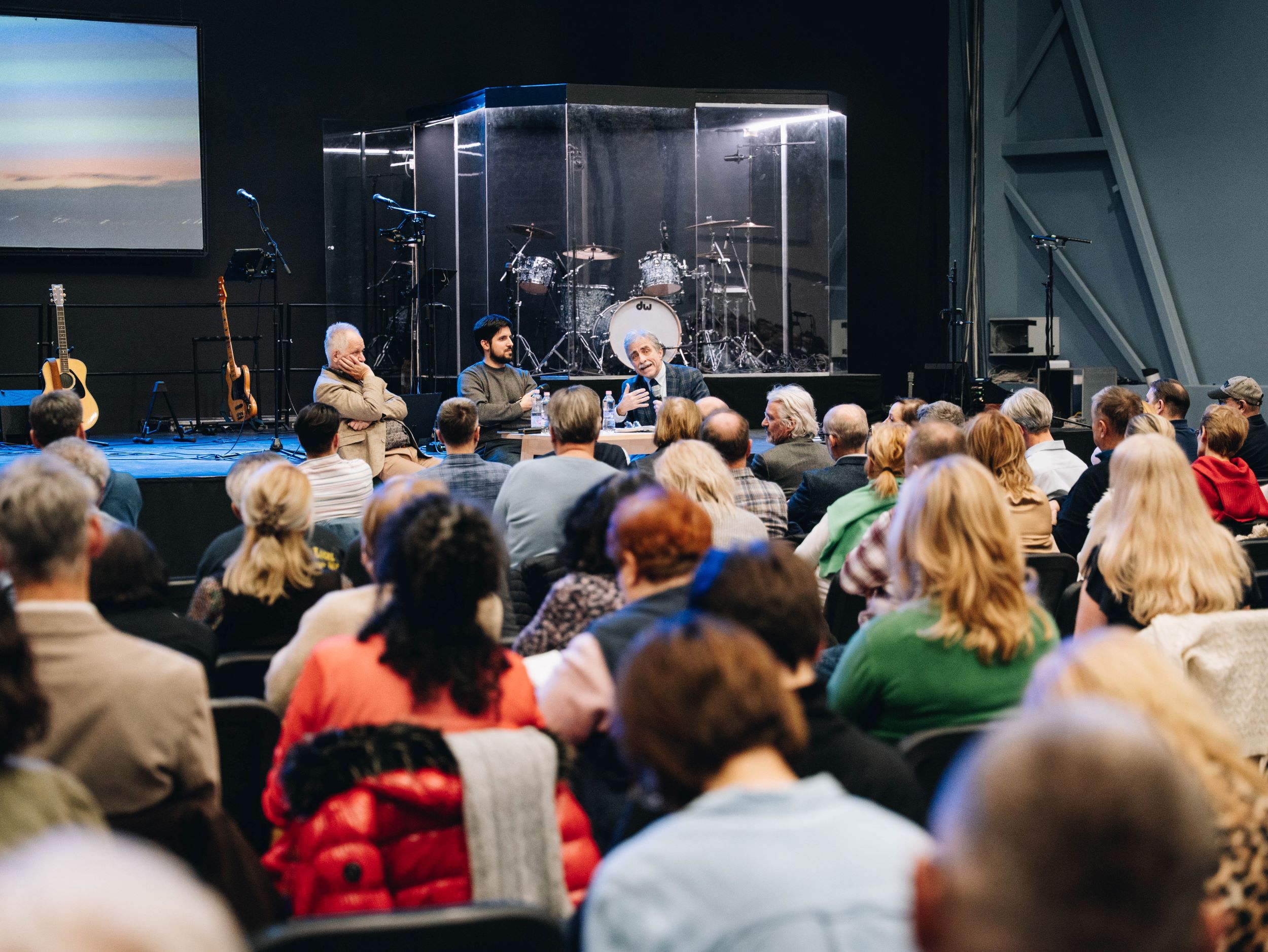 Virrasztás a Hit Parkban