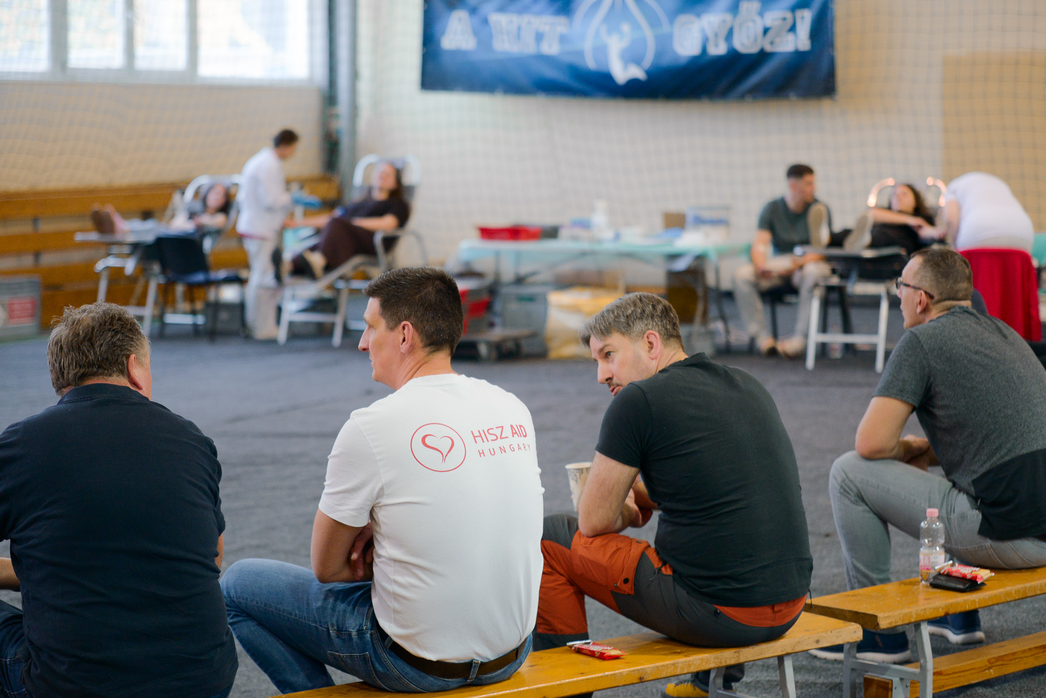 Véradás a Hit Parkban