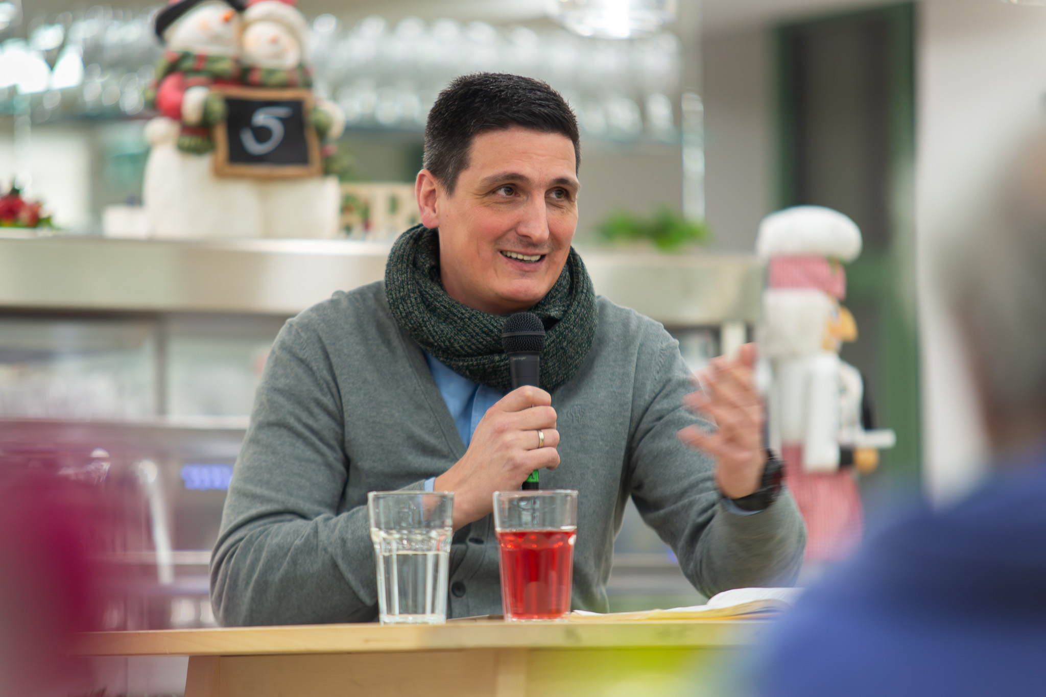 Kávéházi Beszélgetések a Hit Parkban