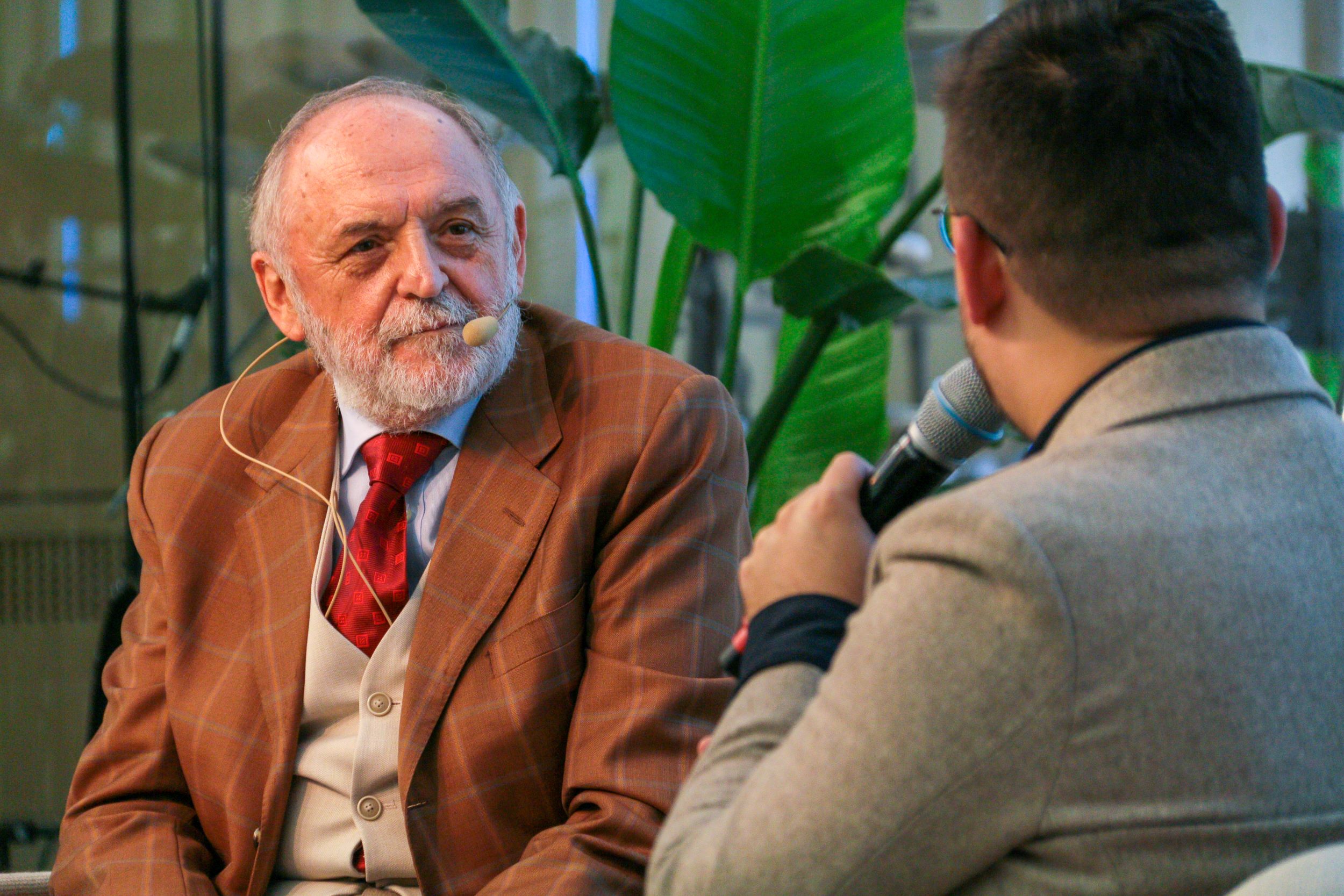 Szombathelyi Hit Gyülekezetében Németh Sándor