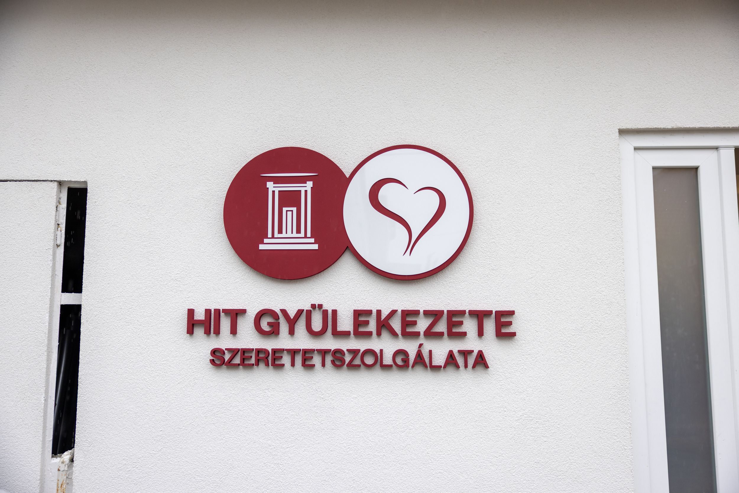 HISZ győri raktármegnyitó