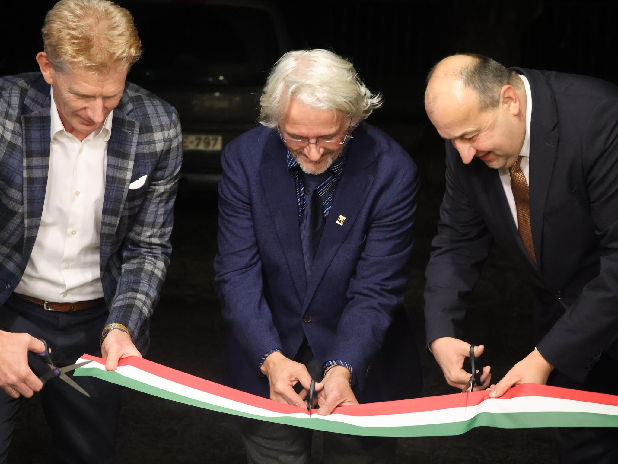 közösségiház-avató Komáromban - Hit Gyülekezete