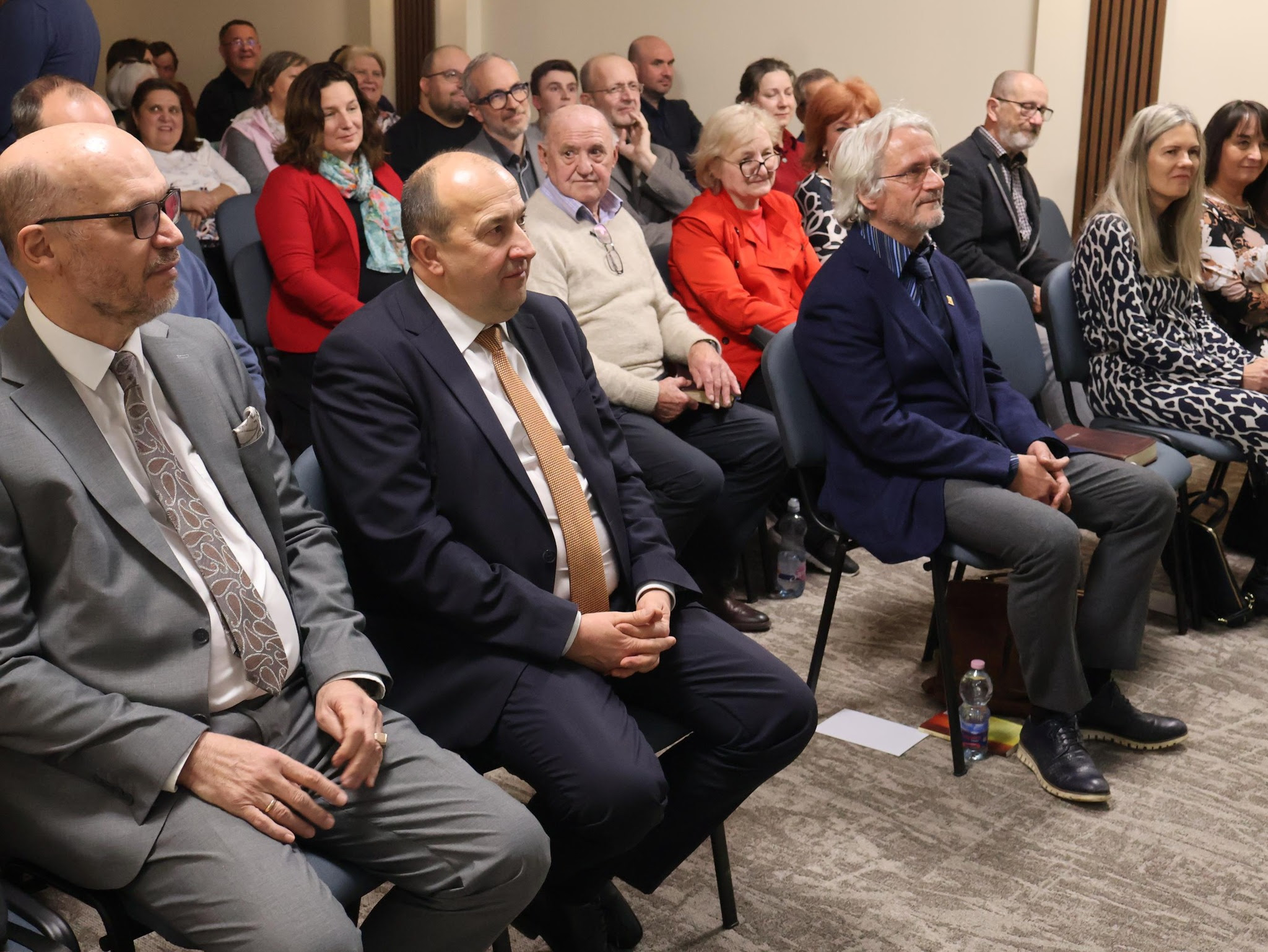 közösségiház-avató Komáromban - Hit Gyülekezete