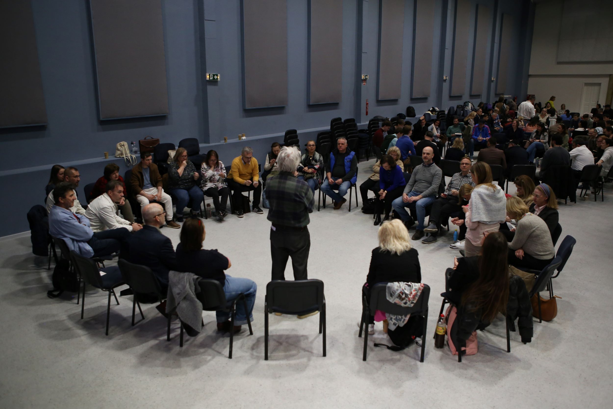 Virrasztás a Hit Parkban