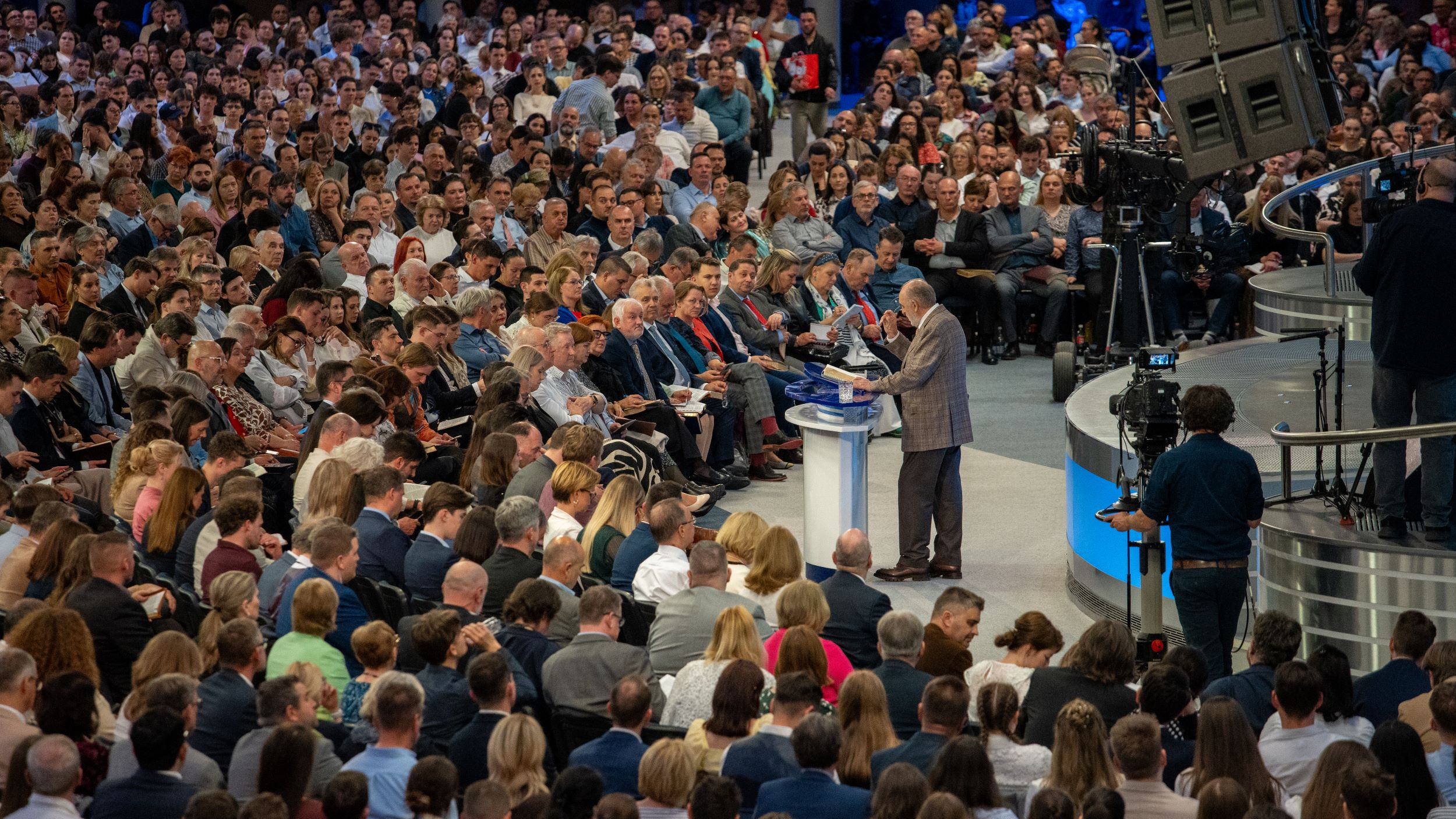 Ünnepi húsvéti konferencia