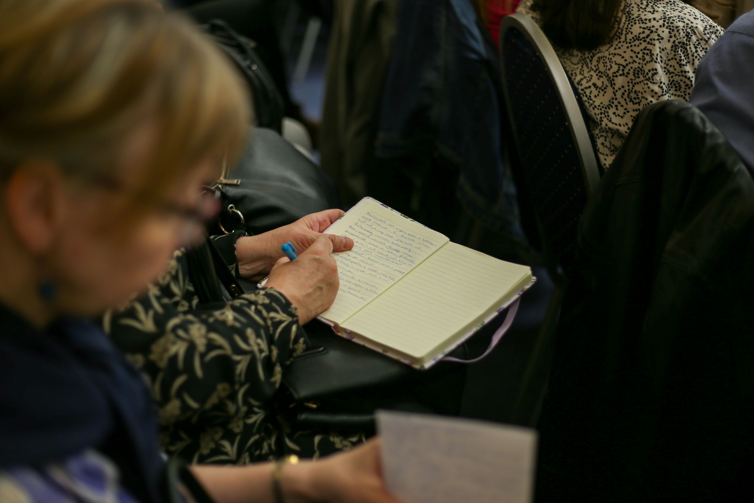 Midlife klub a Hit Parkban