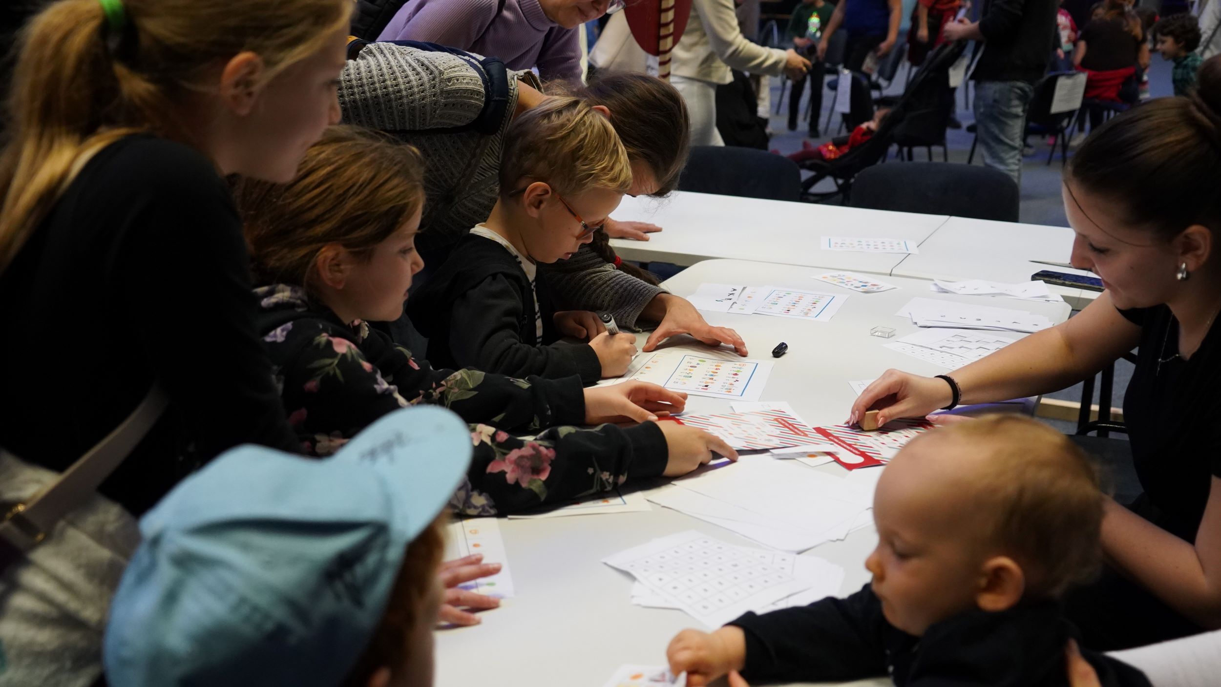 Vetelkedo a Hit Parkban