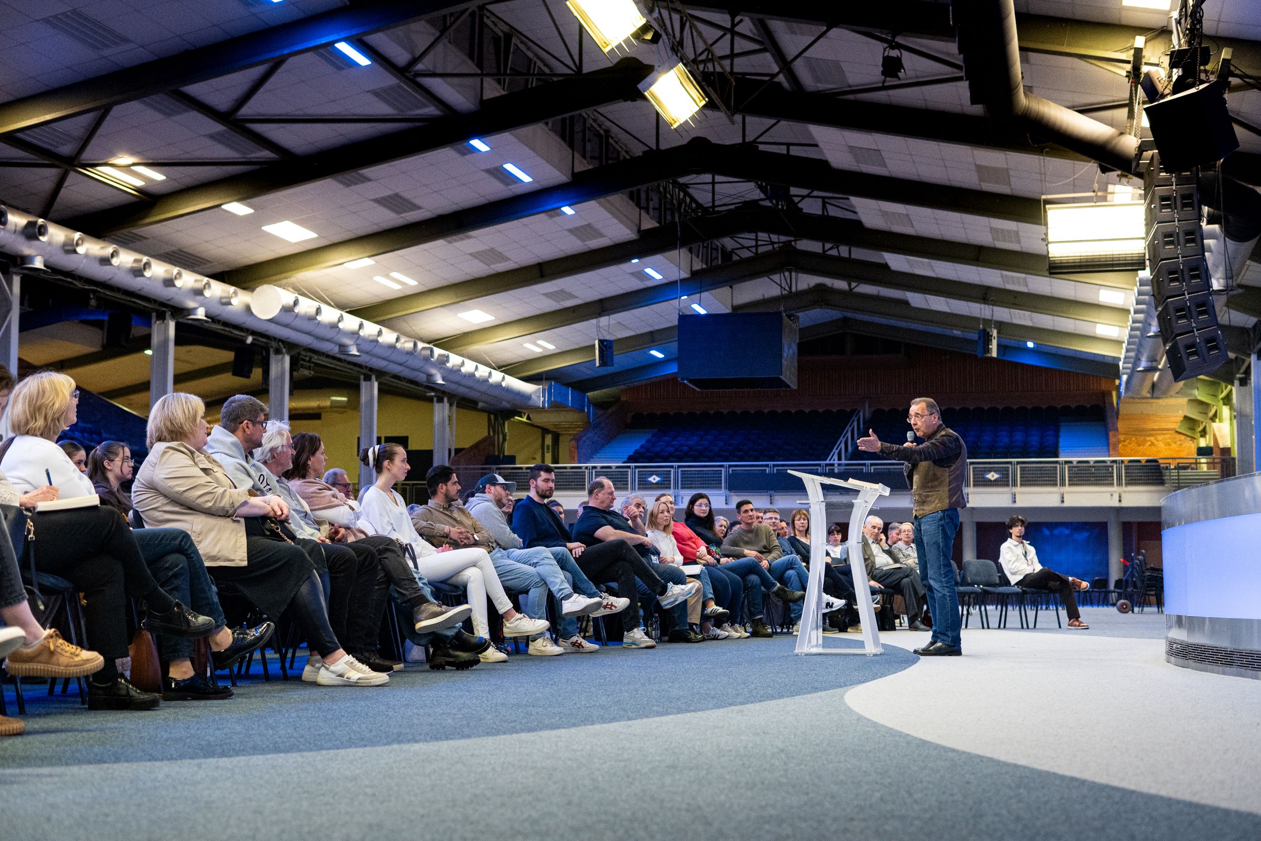 Virrasztás a nemzetért a Hit Parkban